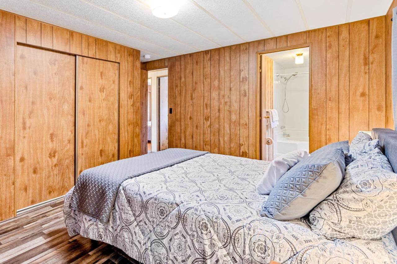 Downtown Harrison Lakefront Getaway 外观 照片